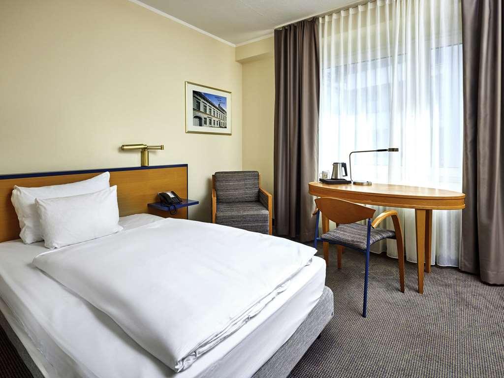 Mercure Center Hotel 4*