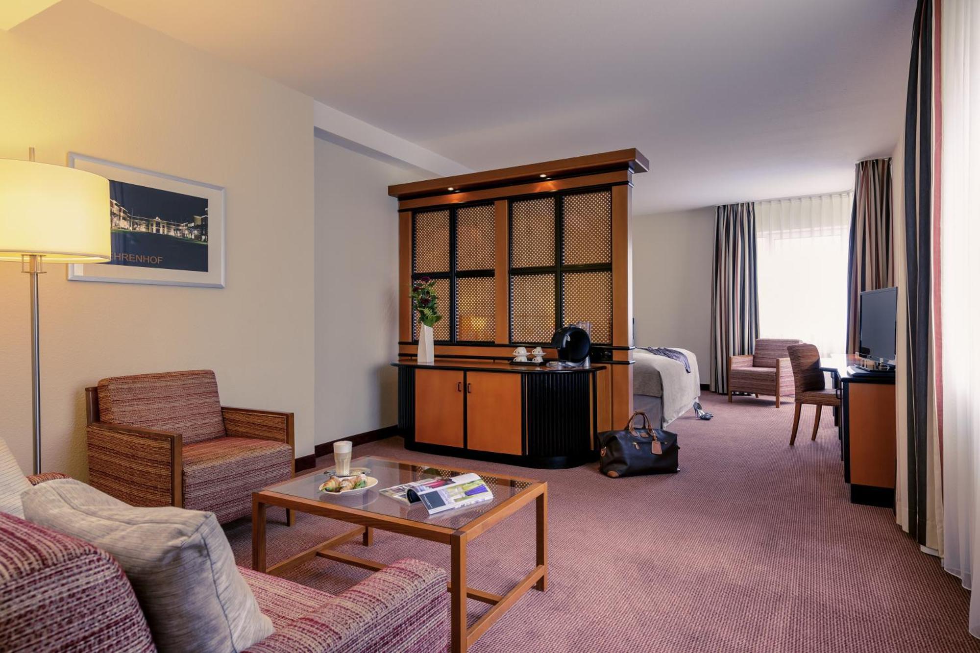 Mercure Center Hotel
